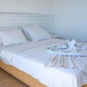 Honeymoon مرمريس